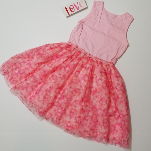 Girl's pink dress with floral print 🌸 - Picture 3 of 6